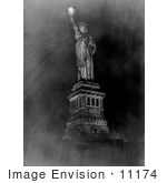 #11174 Picture Of The Statue Of Liberty At Night