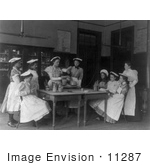 #11287 Picture Of A Cooking Class In 1899