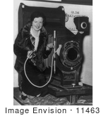 #11463 Picture Of The Worlds Largest Camera In 1932