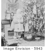 #5943 Santa By Christmas Tree