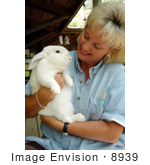 #8939 Picture Of A Rabbit Veterinarian