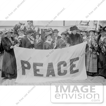 #10622 Picture of Jane Addams and Other Peace Delegates by JVPD