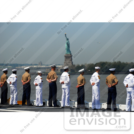 #10783 Picture of Sailors Passing the Statue of Liberty by JVPD