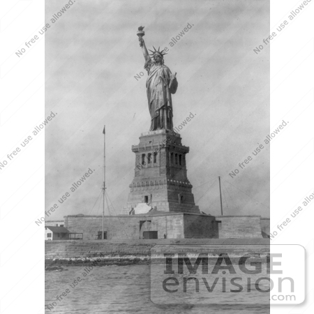 #11181 Picture of the Statue of Liberty, 1908 by JVPD