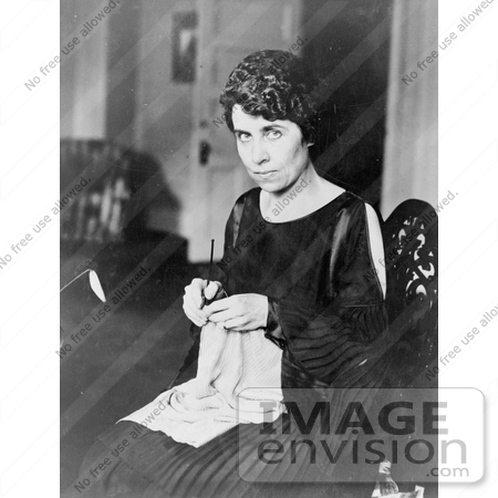 #11236 Picture of Grace Coolidge Knitting by JVPD