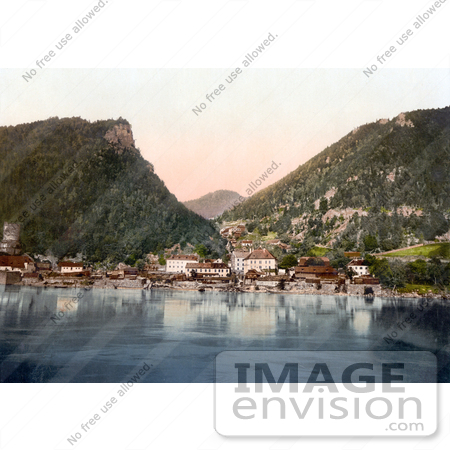 #19421 Photo of the Waterfront Village of Sarningstein or Sarmingstein, Lower Austria, Austro-Hungary by JVPD