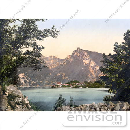 #19482 Photo of the Village of Traunkirchen on Traunsee lake, Upper Austria by JVPD