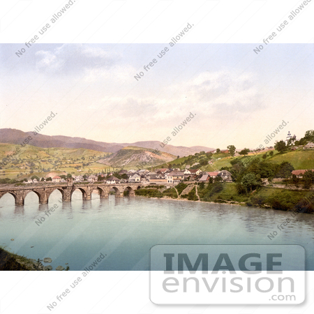 #19526 Photo of the Mehmed Pada Sokolovic Bridge spanning the Drina River in Visegrad, Srpska, Bosnia by JVPD