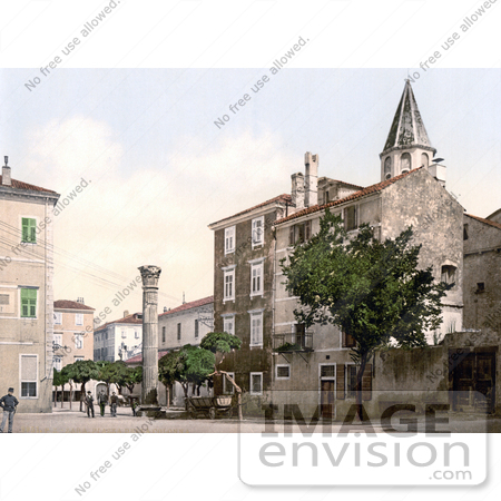 #19683 Photo of a Roman Column in Colonna Square in Zadar, Iadera, Zara, Croatia by JVPD
