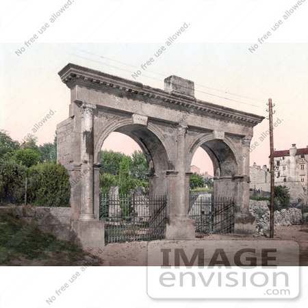 #19807 Photo of the Double Arched Gate, Porta Gemina or Germine Gate, in Pula, Istria, Croatia by JVPD