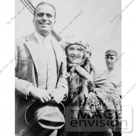 #21342 Stock Photography of Gladys Louise Smith, Known as Mary Pickford, and Douglas Fairbanks by JVPD