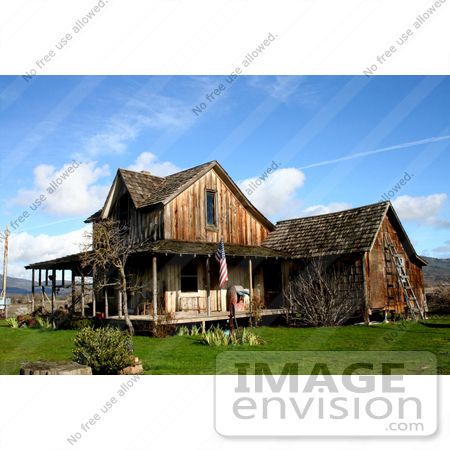 #555 Photograph of the Old Wood House on Highway 62 in Eagle Point, Oregon by Jamie Voetsch