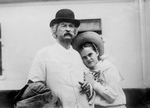Dorothy Quick With Mark Twain