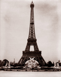 Eiffel Tower and Fountain Coutan