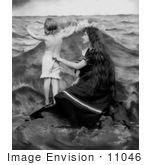 #11046 Picture Of A Mother And Child At The Beach