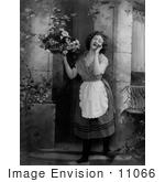 #11066 Picture Of A Woman Hollering